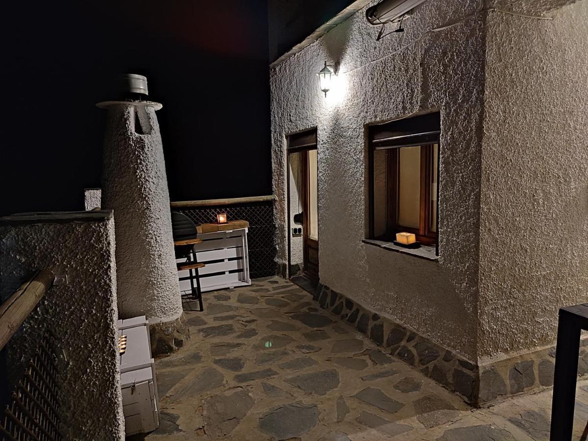 La Launa Apartamento Rural Trevelez Exterior photo